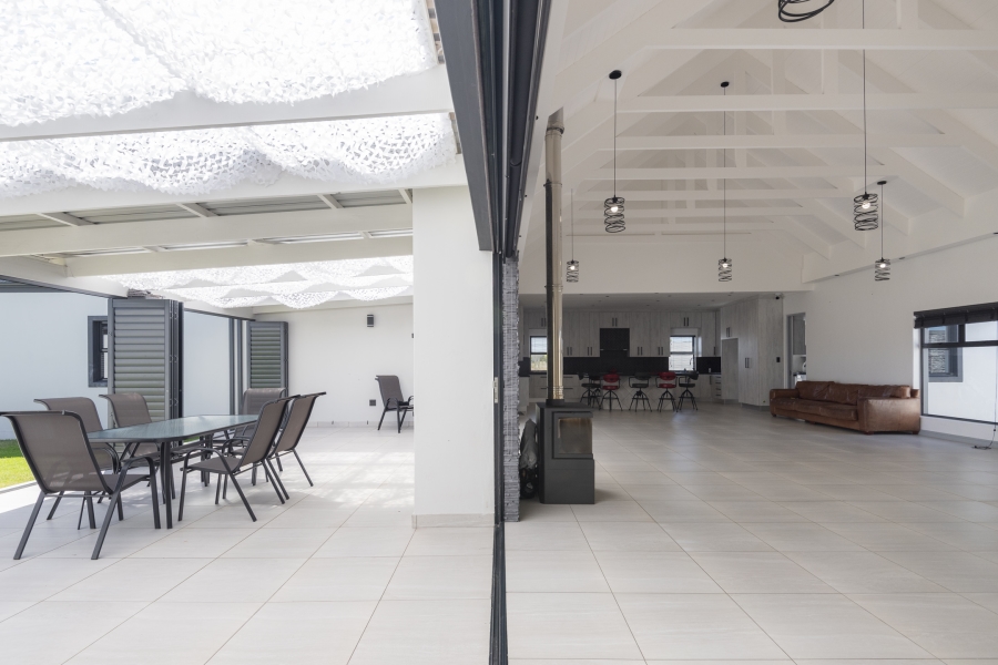 4 Bedroom Property for Sale in Long Acres Country Estate Western Cape
